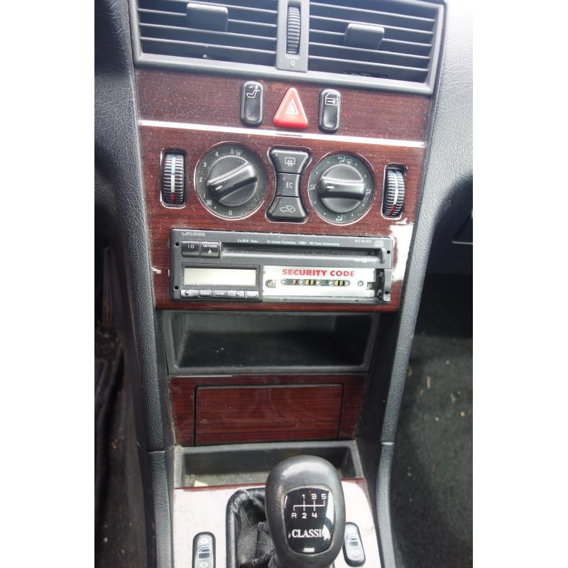 Serrure avant droit MERCEDES CLASSE C 202 Photo n°13