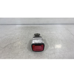 Attache ceinture arriere droit TOYOTA COROLLA VERSO 2 Photo n°1