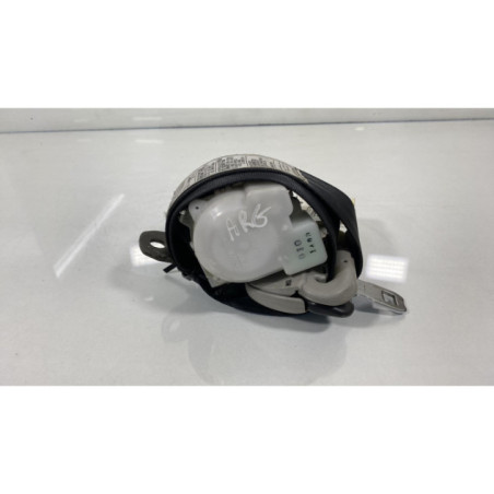 Ceinture arriere gauche TOYOTA COROLLA VERSO 2 Photo n°1