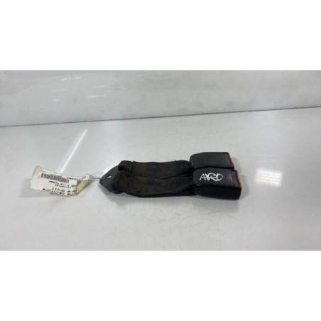 Attache ceinture arriere droit PEUGEOT 405 Photo n°1