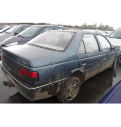Attache ceinture arriere gauche PEUGEOT 405