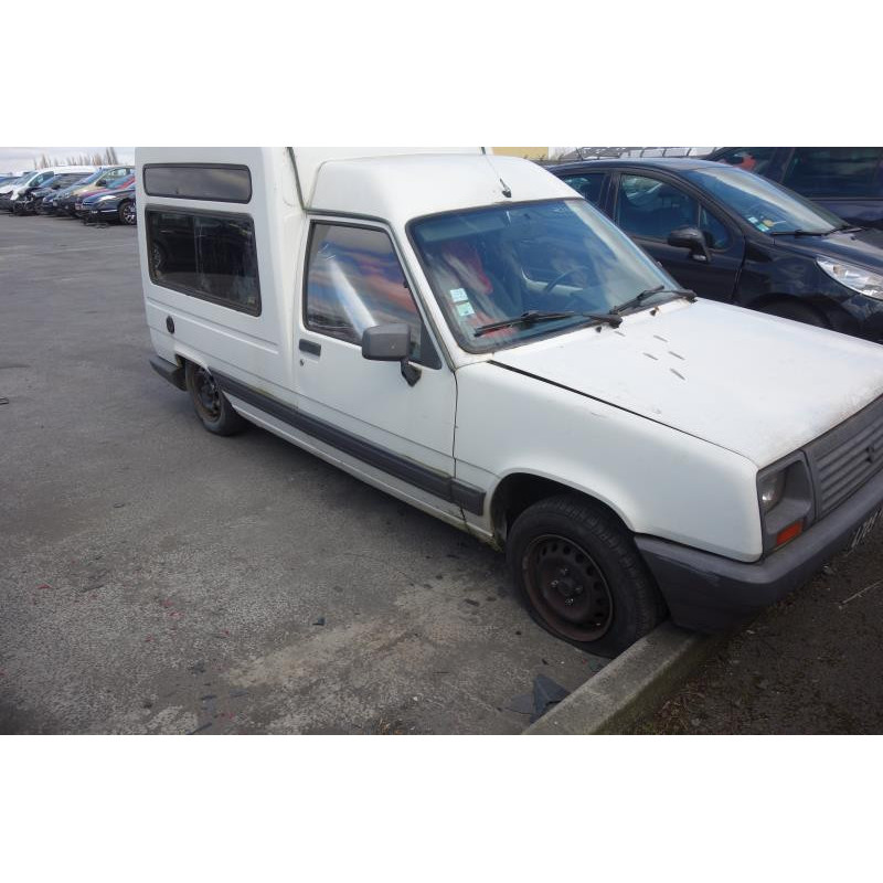 Attache ceinture avant droit RENAULT EXPRESS Photo n°6