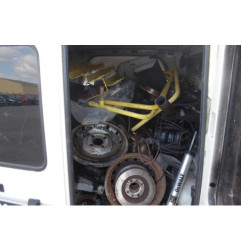 Attache ceinture avant droit RENAULT EXPRESS