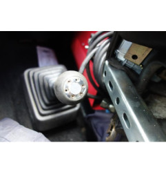 Attache ceinture avant droit RENAULT EXPRESS
