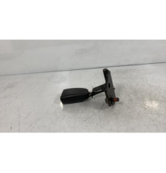 Attache ceinture arriere droit MITSUBISHI CARISMA