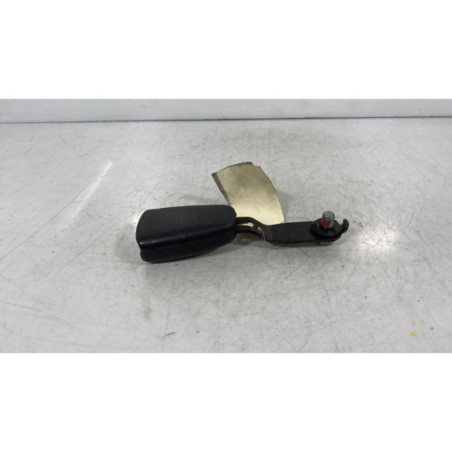 Attache ceinture avant droit MITSUBISHI CARISMA Photo n°1