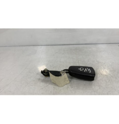 Attache ceinture avant gauche MITSUBISHI CARISMA