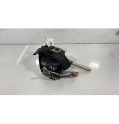 Pretensionneur de ceinture avant gauche MITSUBISHI CARISMA