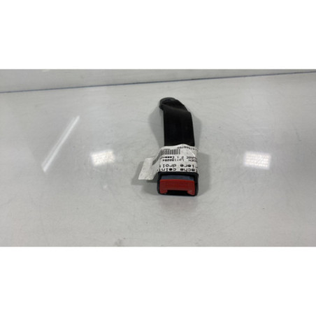 Attache ceinture arriere droit CITROEN AX Photo n°1