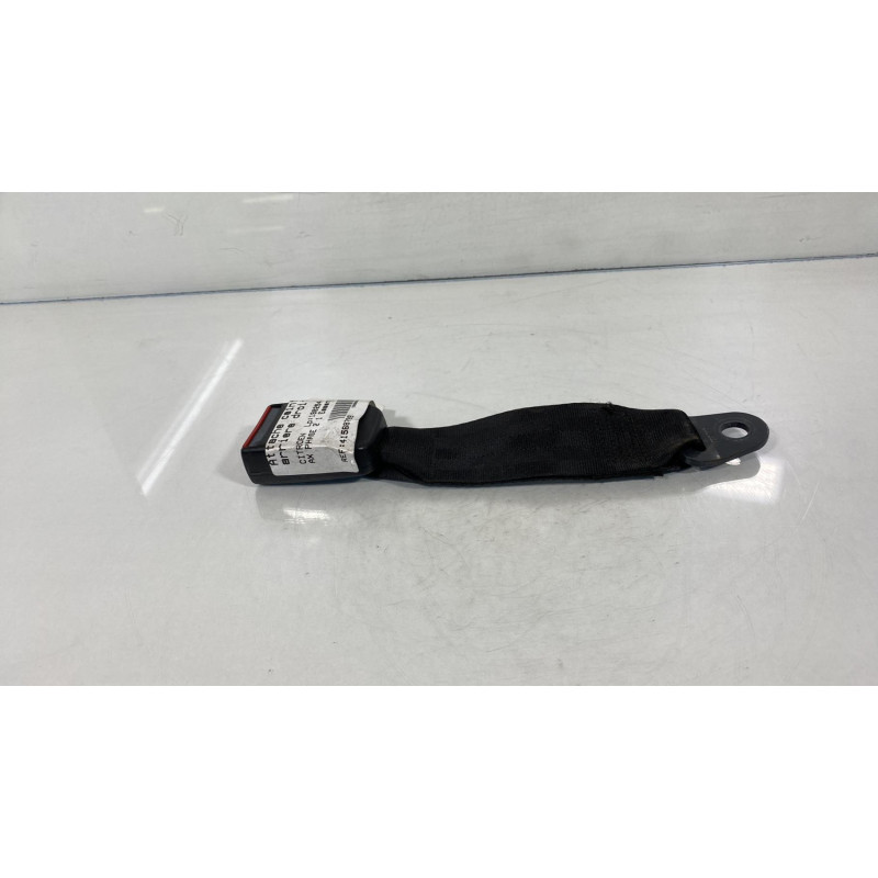 Attache ceinture arriere droit CITROEN AX Photo n°3