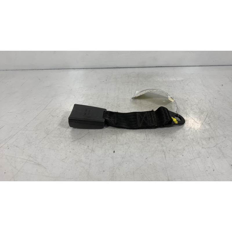 Attache ceinture arriere droit LANCIA YPSILON 3 Photo n°2
