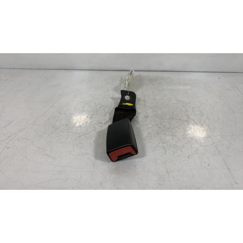 Attache ceinture arriere gauche BMW SERIE 1 E87 Photo n°2