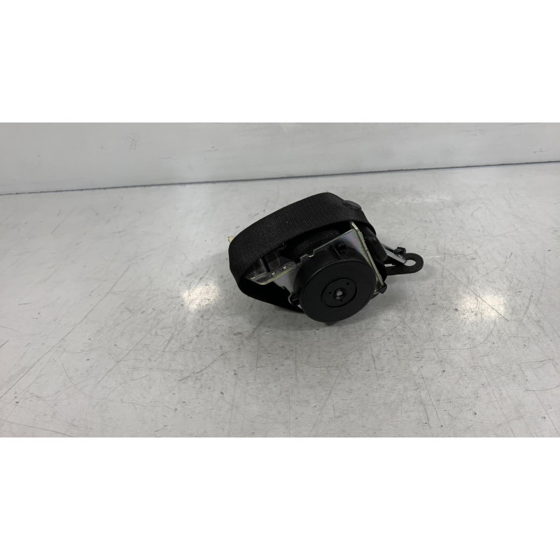 Ceinture arriere droit BMW SERIE 1 E87 Photo n°3