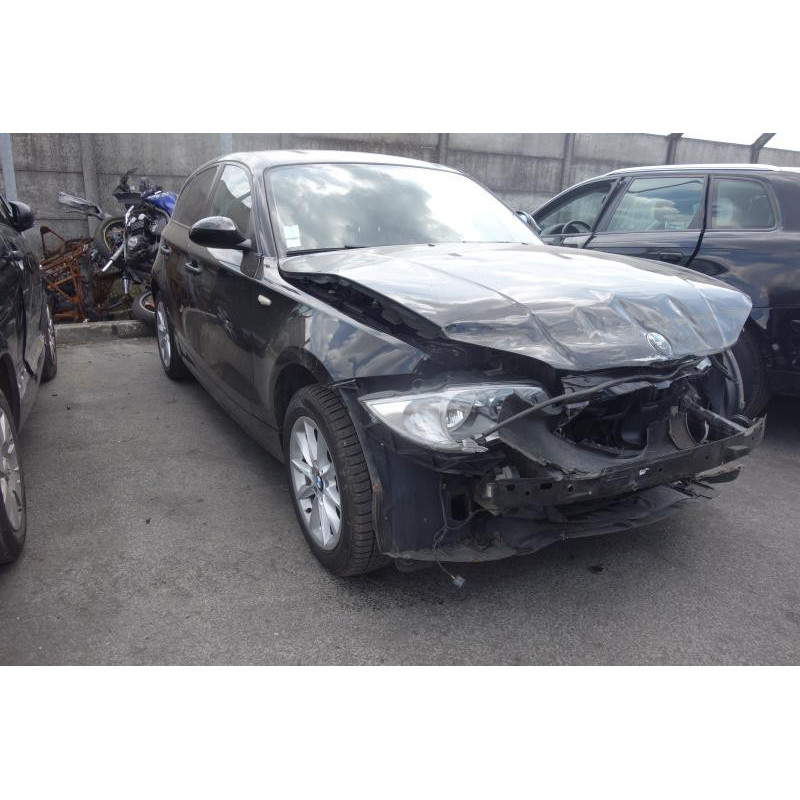 Verin de coffre BMW SERIE 1 E87 Photo n°4