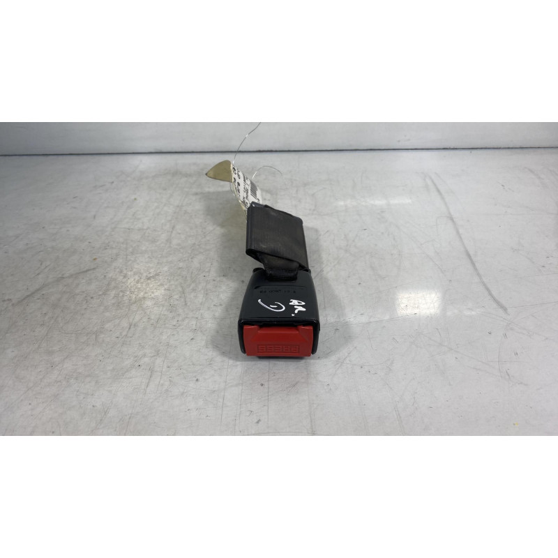 Attache ceinture arriere droit CITROEN XANTIA Photo n°2