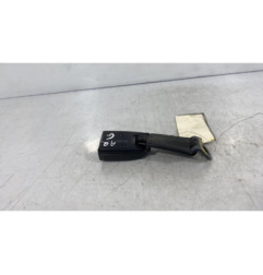 Attache ceinture arriere gauche CITROEN XANTIA Photo n°1