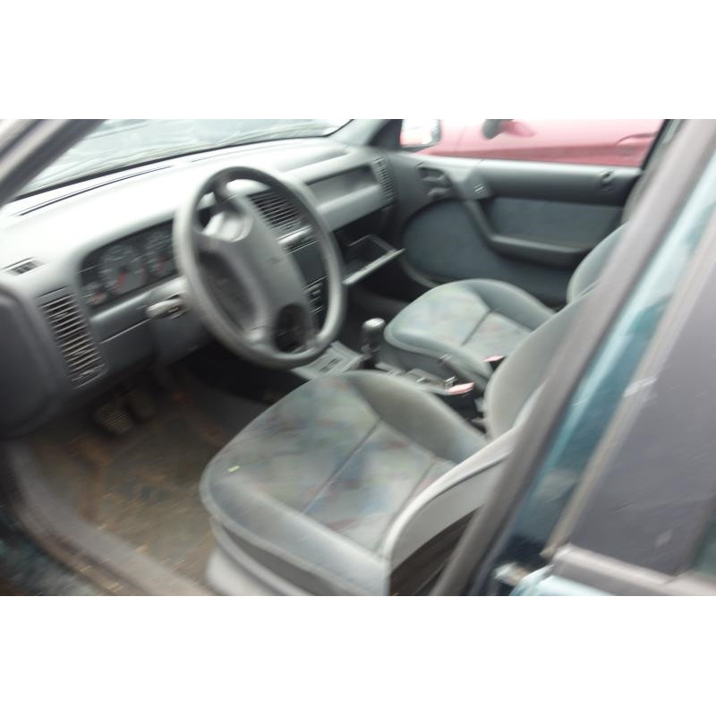 Verin de coffre CITROEN XANTIA Photo n°2