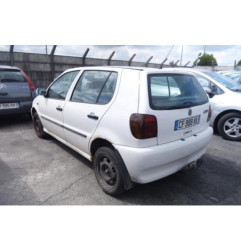 Custode arriere gauche VOLKSWAGEN POLO 3