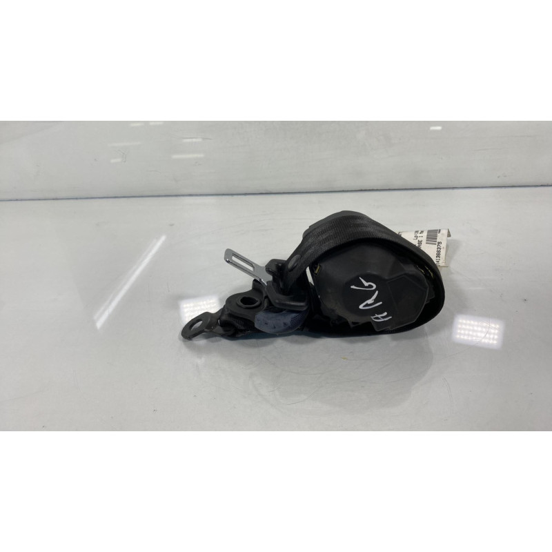 Ceinture arriere gauche VOLKSWAGEN POLO 3 Photo n°2
