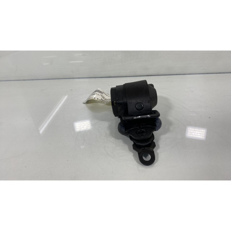 Ceinture arriere gauche VOLKSWAGEN POLO 3 Photo n°3