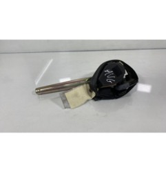 Pretensionneur de ceinture avant gauche VOLKSWAGEN POLO 3