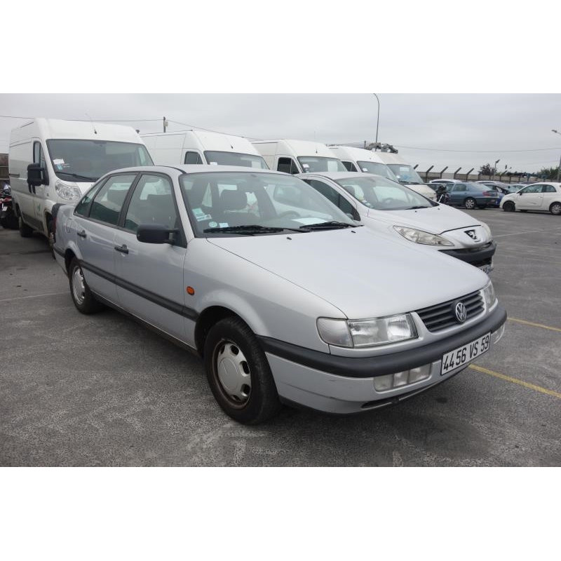 Porte avant droit VOLKSWAGEN PASSAT 3 Photo n°9