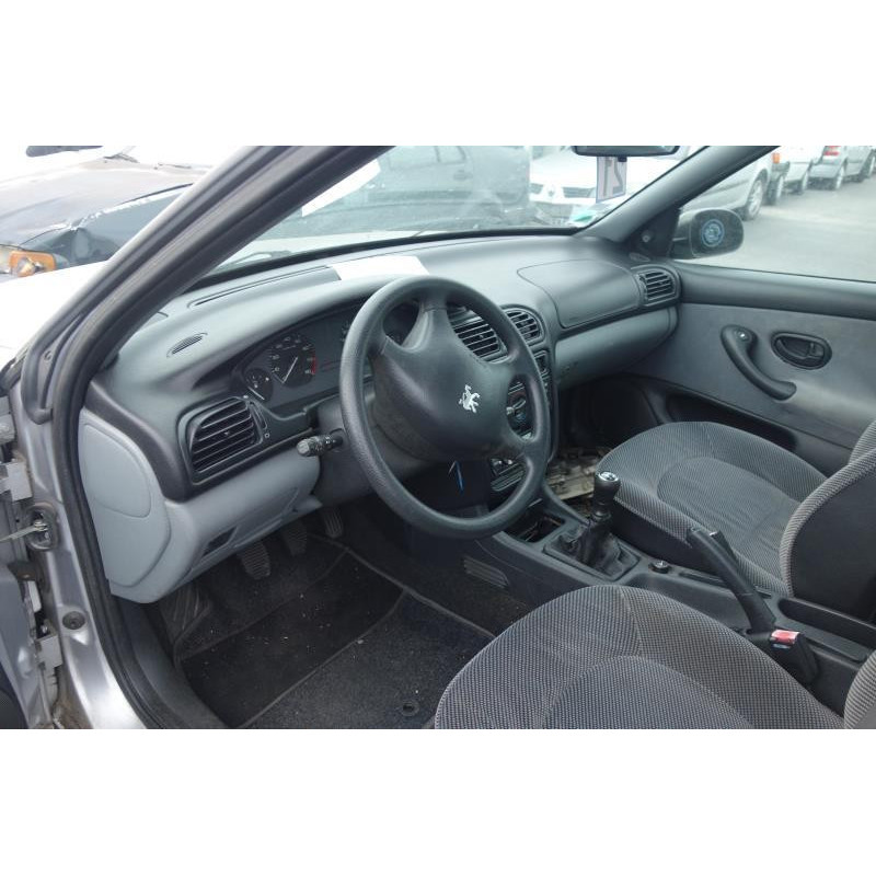 Pompe de direction PEUGEOT 406 Photo n°7
