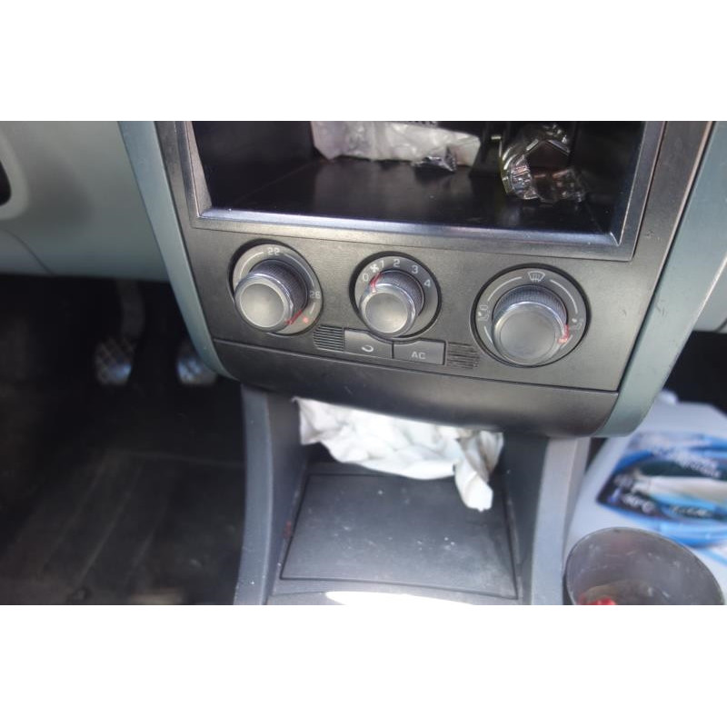 Attache ceinture arriere droit SEAT IBIZA 3 Photo n°5