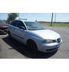 Attache ceinture arriere gauche SEAT IBIZA 3