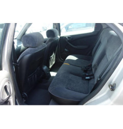 Attache ceinture arriere gauche CITROEN XSARA
