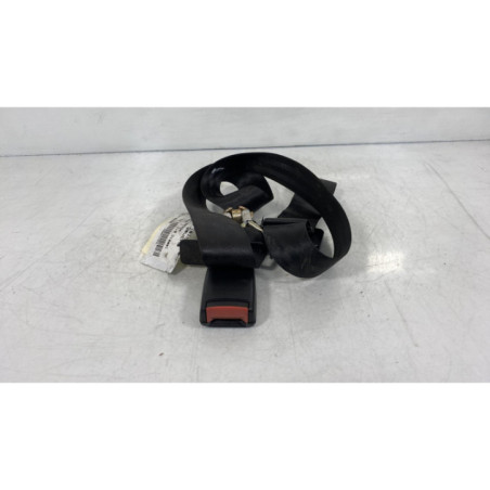 Attache ceinture arriere gauche AUDI A4 1 Photo n°1