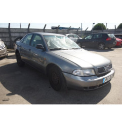 Attache ceinture avant gauche AUDI A4 1