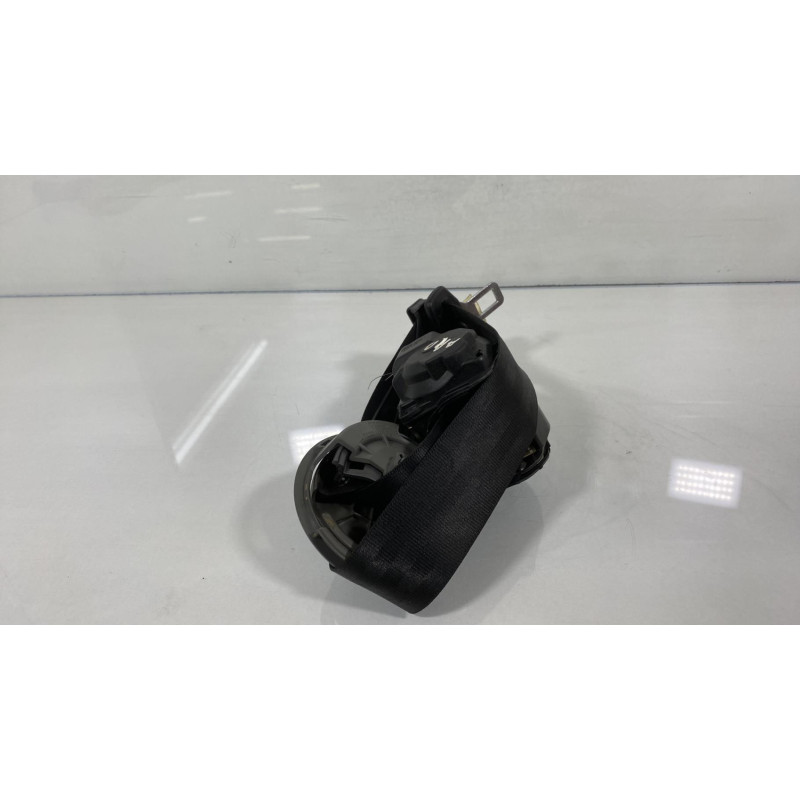 Ceinture arriere gauche AUDI A4 1 Photo n°2