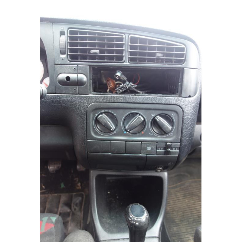 Trappe d'essence VOLKSWAGEN GOLF 3 Photo n°12