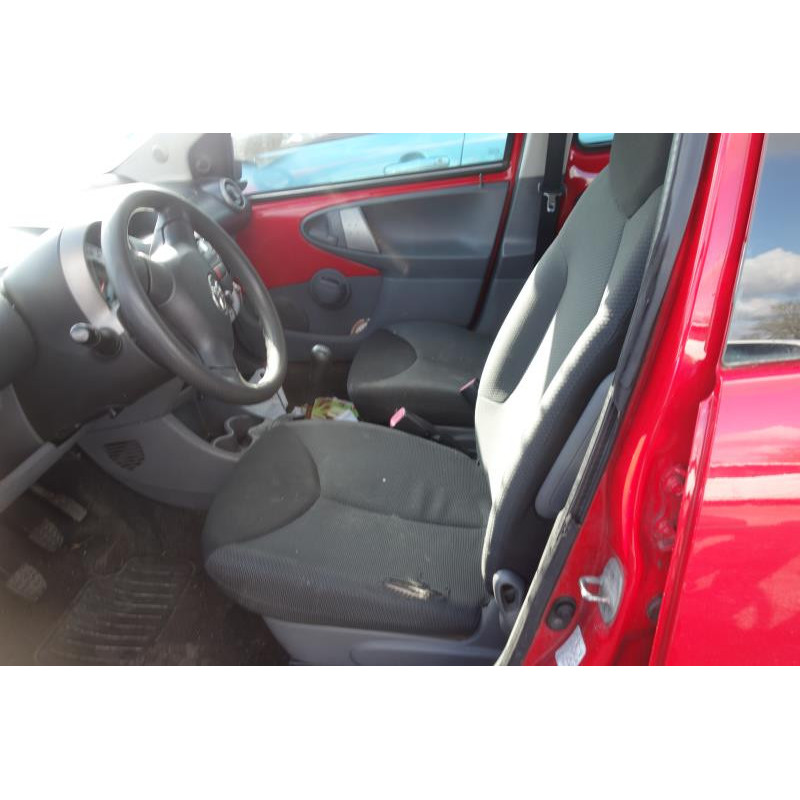 Trappe d'essence TOYOTA AYGO 1 Photo n°9