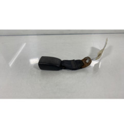 Attache ceinture arriere droit TOYOTA AYGO 1