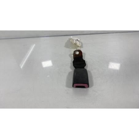 Attache ceinture arriere gauche TOYOTA AYGO 1 Photo n°1
