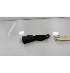 Attache ceinture arriere gauche TOYOTA AYGO 1