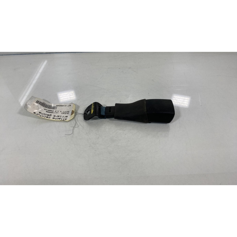Attache ceinture arriere gauche SUZUKI SWIFT 4 Photo n°1