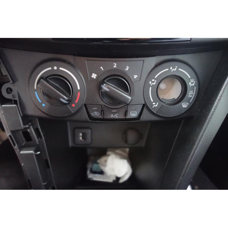 Pompe lave glace avant SUZUKI SWIFT 4 Photo n°11