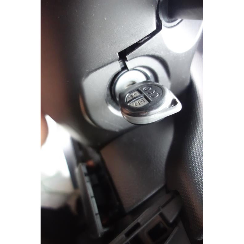 Pompe lave glace avant SUZUKI SWIFT 4 Photo n°13