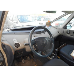 Attache ceinture arriere centrale RENAULT ESPACE 4
