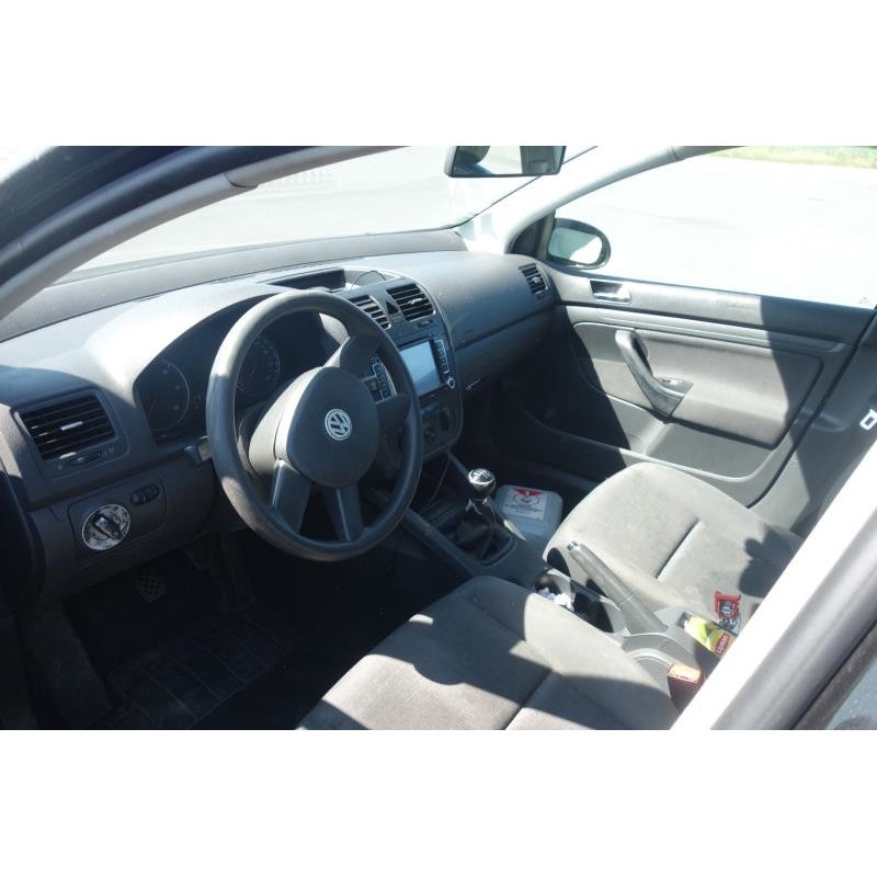Ceinture arriere droit VOLKSWAGEN GOLF 5 Photo n°8