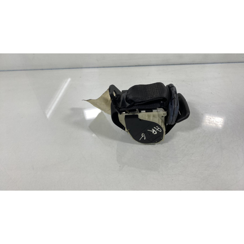 Ceinture arriere gauche OPEL CORSA C Photo n°2