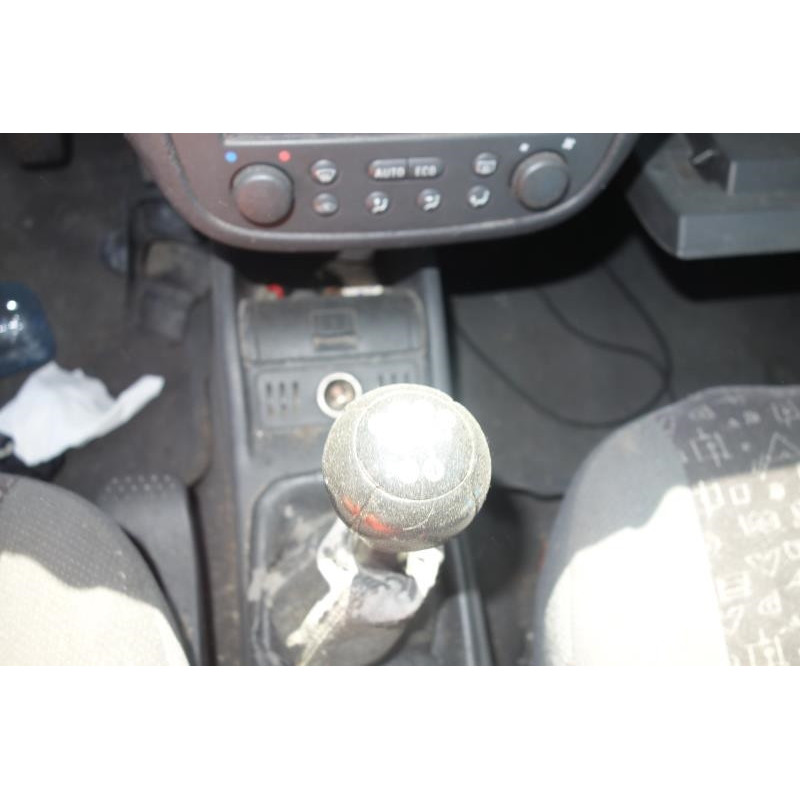 Malle/Hayon arriere OPEL CORSA C Photo n°12