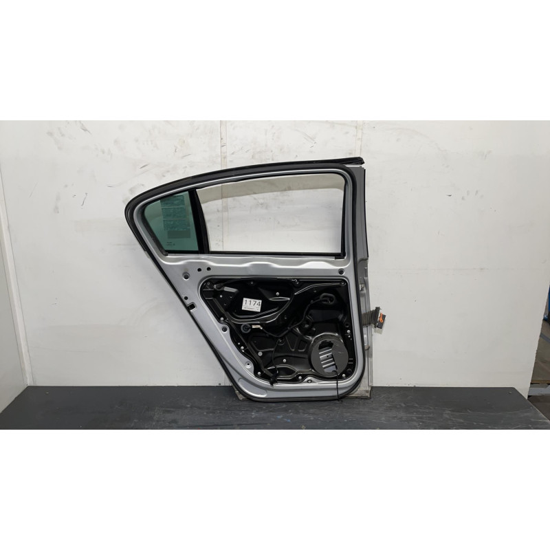 Porte arriere gauche VOLKSWAGEN PASSAT 5 Photo n°3