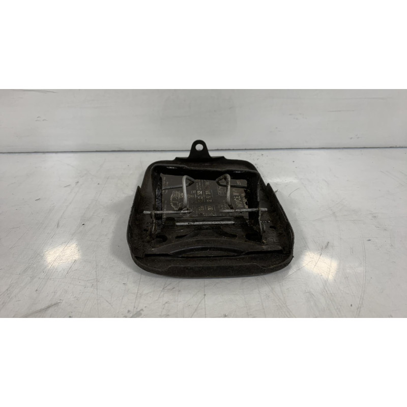 Trappe d'essence MERCEDES CLASSE A 168 Photo n°1