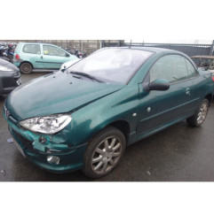 Attache ceinture arriere droit PEUGEOT 206