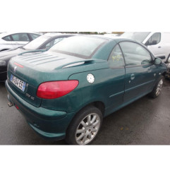 Attache ceinture arriere droit PEUGEOT 206