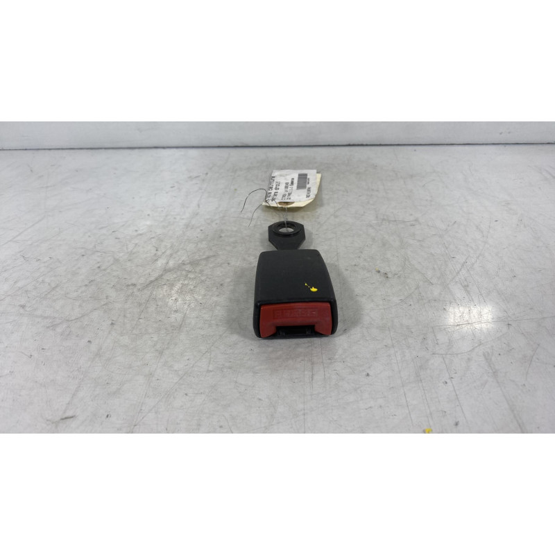 Attache ceinture arriere droit CITROEN C2 Photo n°3